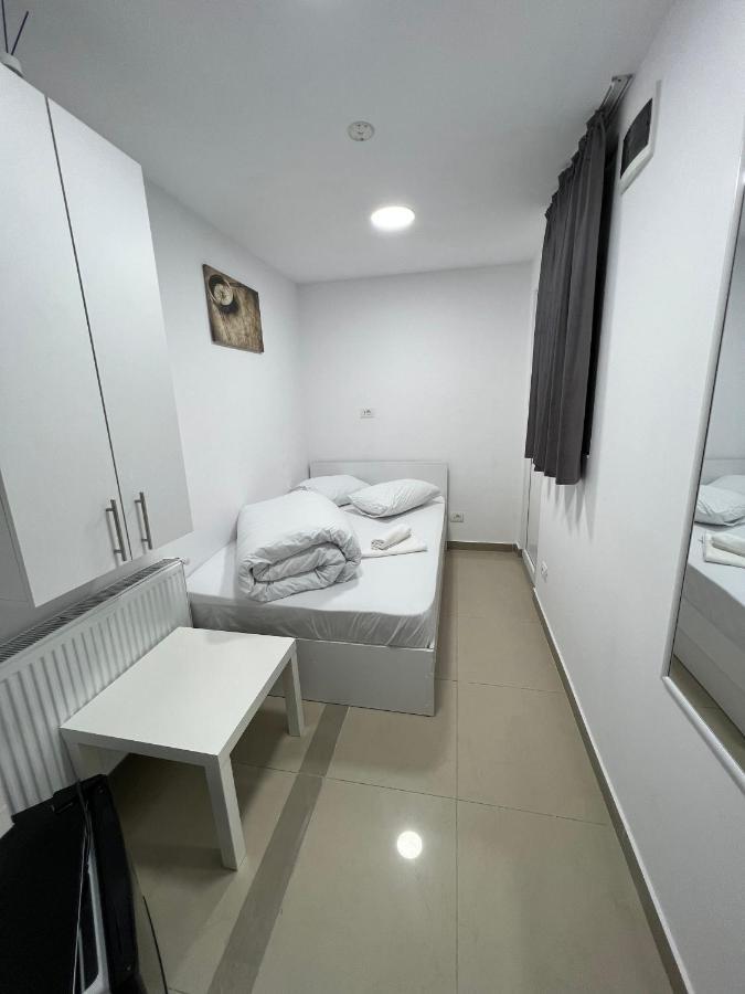 Hostel Casa Popa Nan Boekarest Buitenkant foto
