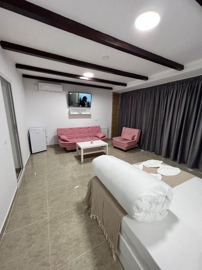 Hostel Casa Popa Nan Boekarest Buitenkant foto