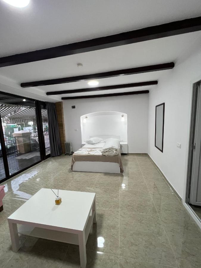 Hostel Casa Popa Nan Boekarest Buitenkant foto