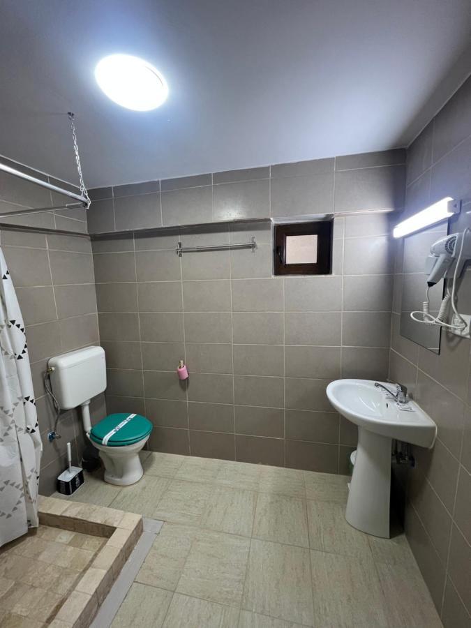 Hostel Casa Popa Nan Boekarest Buitenkant foto